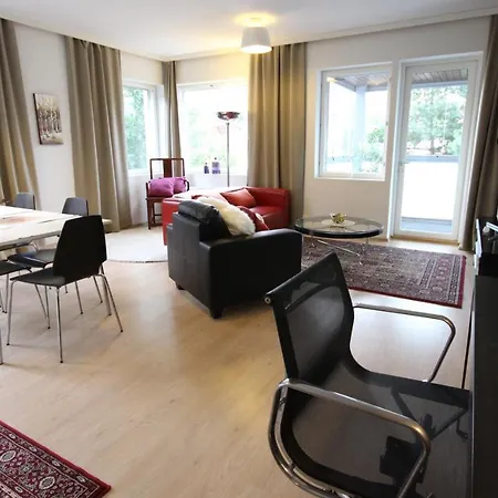 Forenom Serviced Leppaevaara Apartmán Espoo